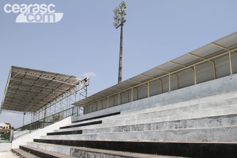 Arquibancada do Estádio Vovozão