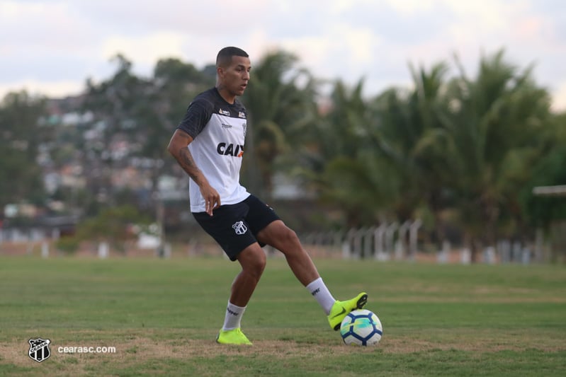 [04-11-2018] Treino Apronto - CT do Náutico  - 61