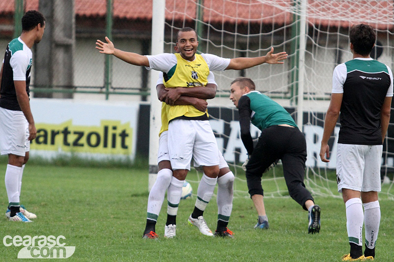 [14-04] Treino técnico + tático - 13