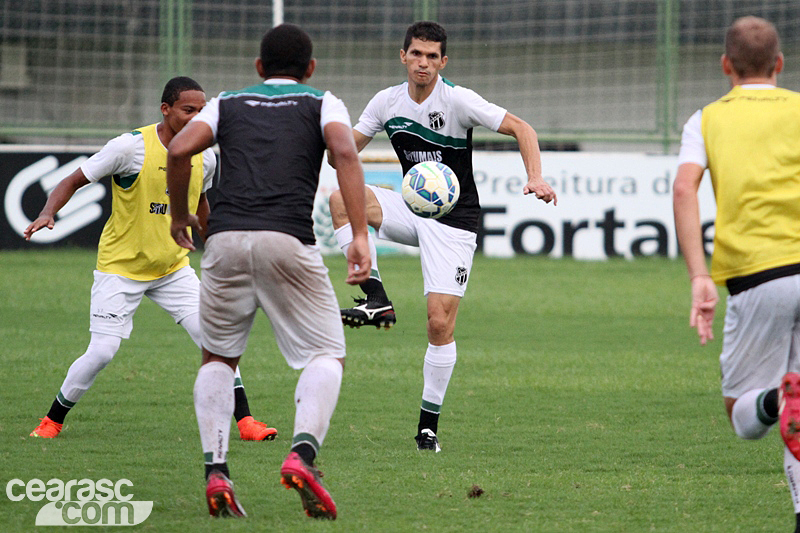[14-04] Treino técnico + tático - 14