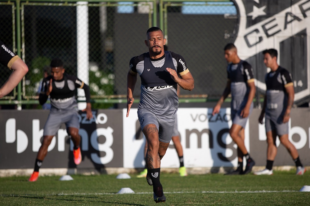 Série A: Ceará faz último treino antes do jogo contra o Corinthians