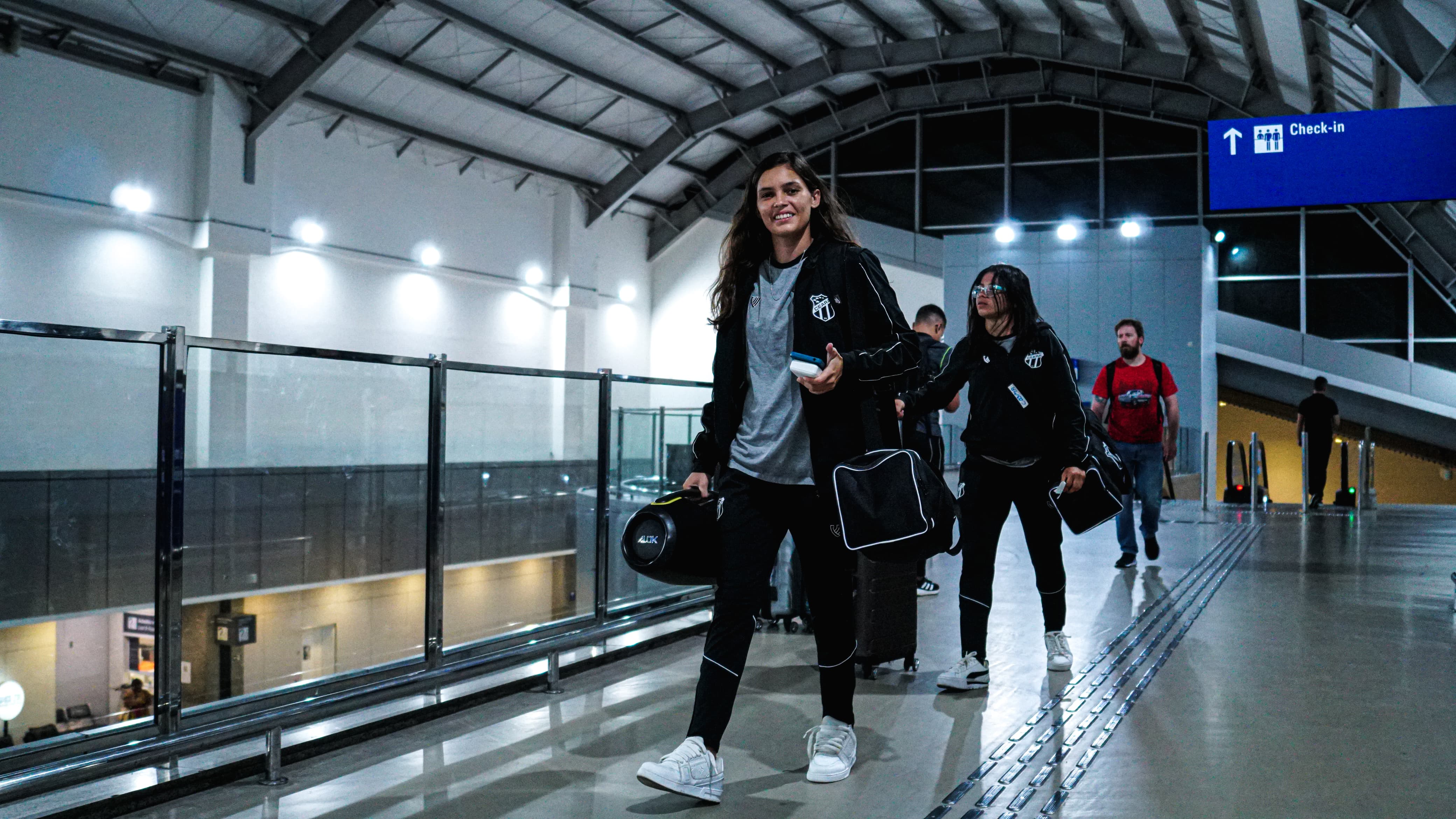 Fut. Feminino: Ceará embarca para Macapá para duelo contra Ypiranga/AP