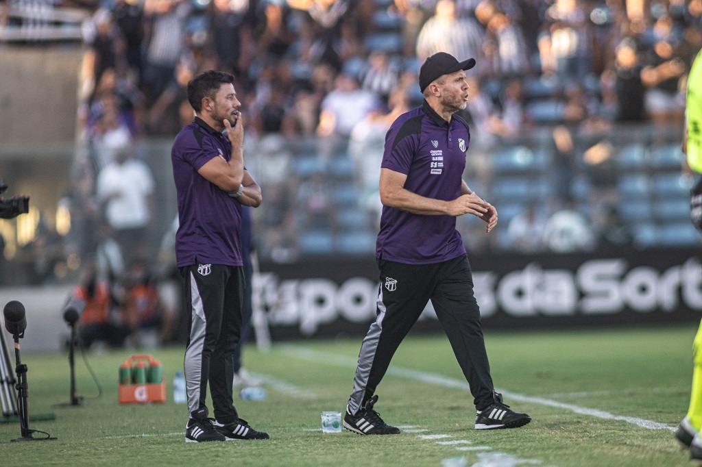 Mozart cita evolução do trabalho após o empate diante do Iguatu: “Estamos no caminho”