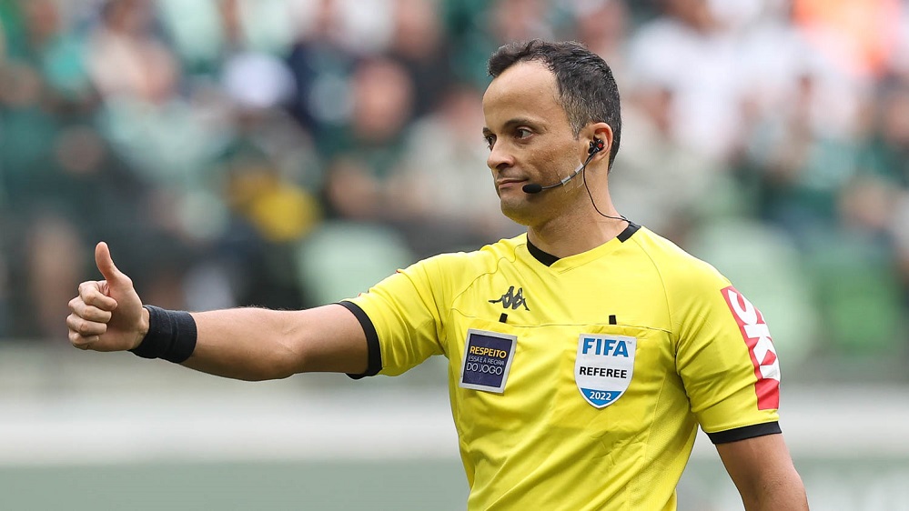 Arbitragem: Árbitro FIFA, Savio Pereira Sampaio apita Santos x Ceará