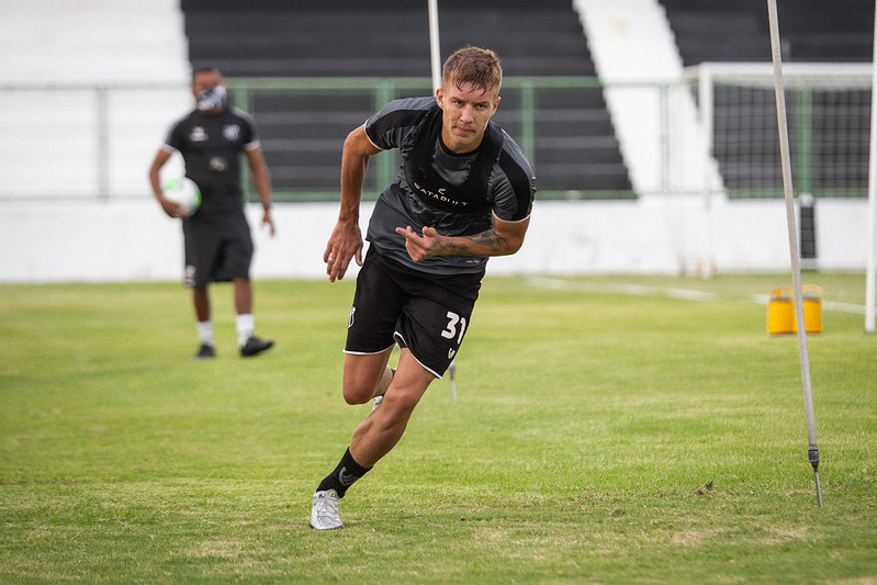 Após retorno de São Paulo, Ceará inicia preparação para enfrentar o Fluminense