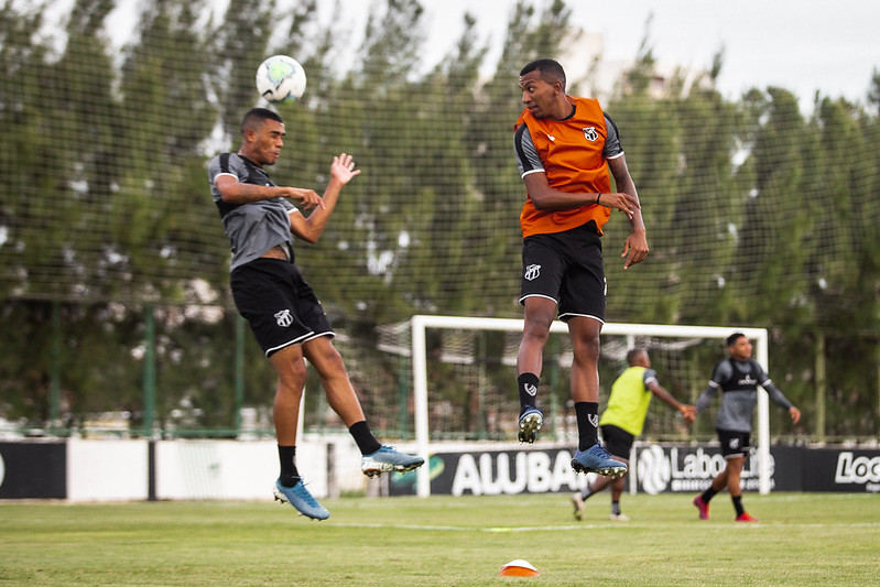 No CT de Porangabuçu, Ceará segue com preparação para duelo contra o Coritiba