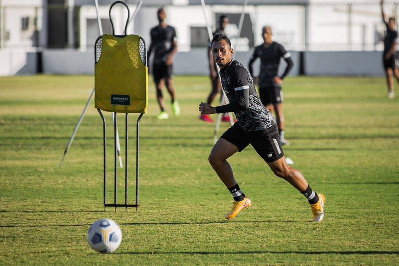 Ceará realiza penúltimo treino antes de enfrentar o Flamengo