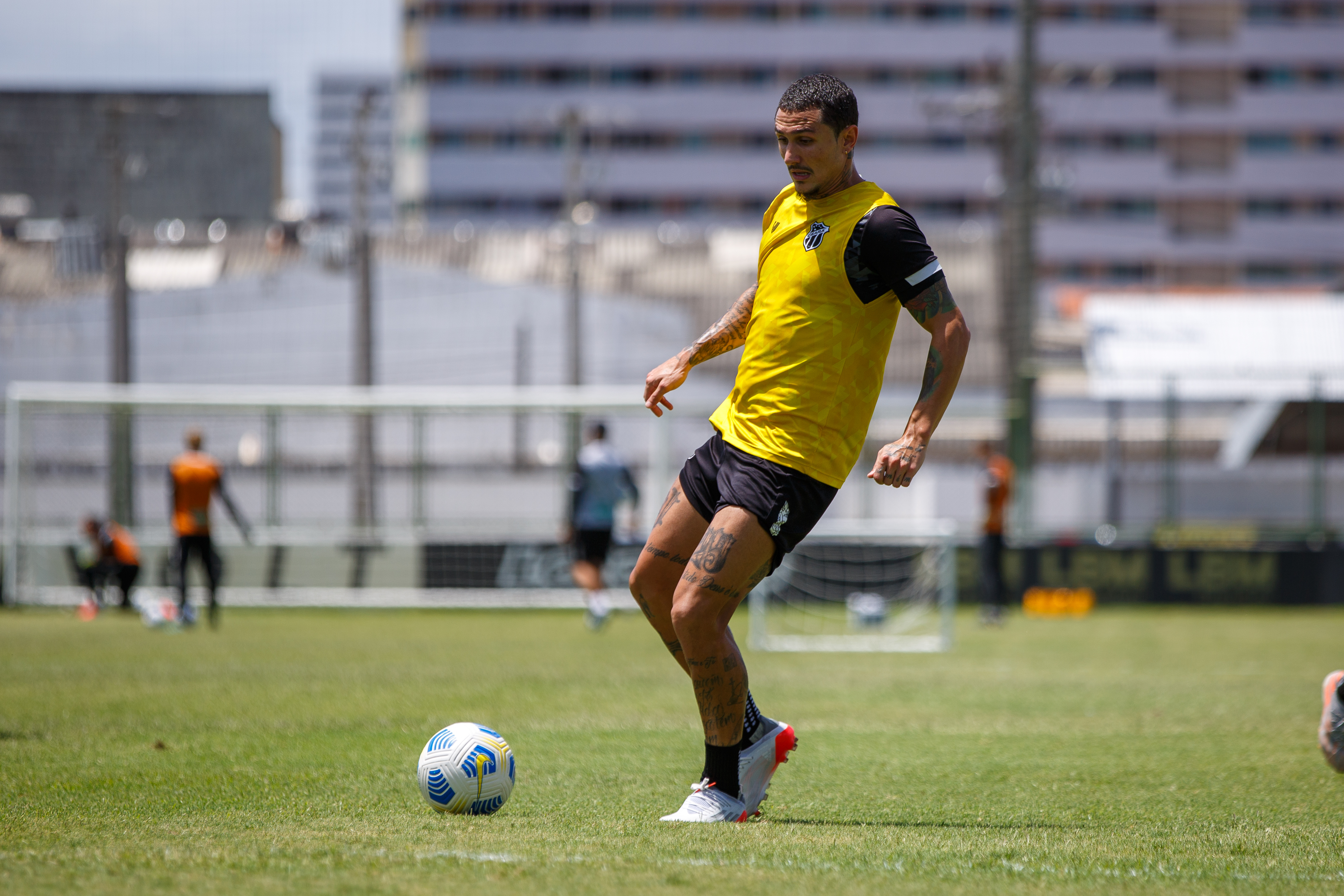 De olho no Cuiabá, Ceará intensifica preparação e realiza segundo treino na semana