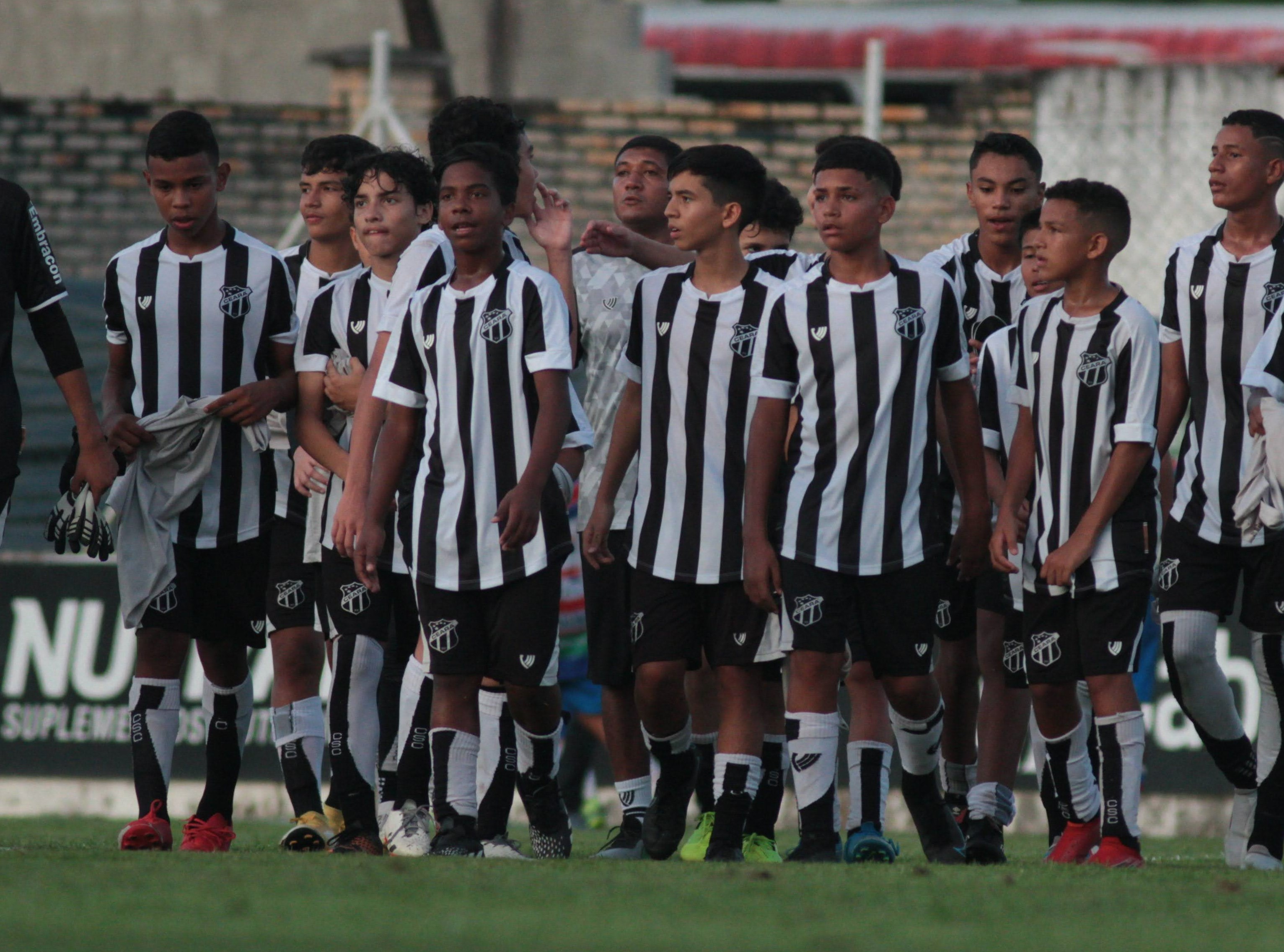 Após vitória no Clássico-Rei Sub-13, técnico Rangel avalia momento da categoria nesta temporada