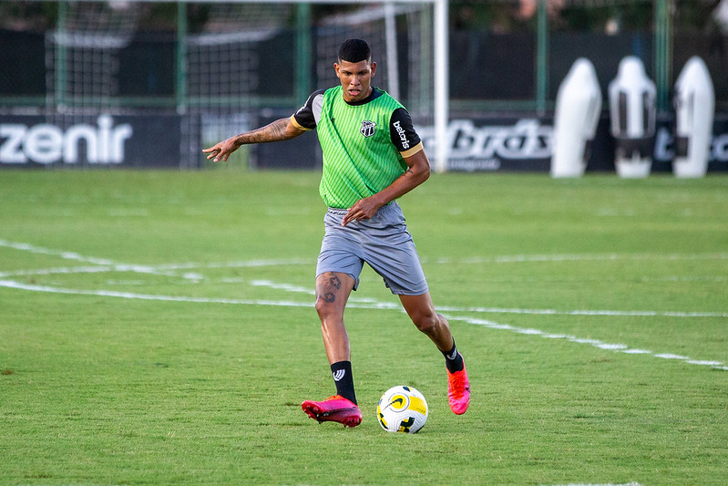 Pensando no Corinthians, elenco alvinegro se reapresenta e começa preparação para o confronto