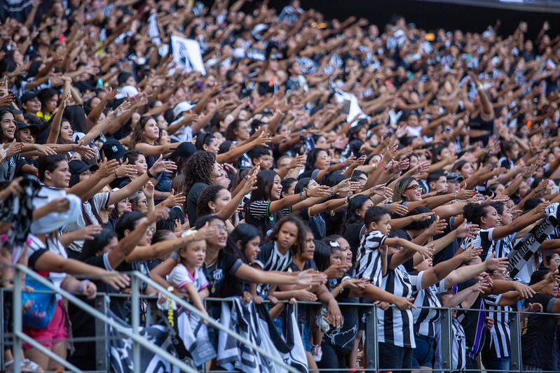 Festa sem prejuízo: Mesmo com público superior a 37 mil pessoas, nenhuma cadeira foi quebrada em Ceará x Novorizontino