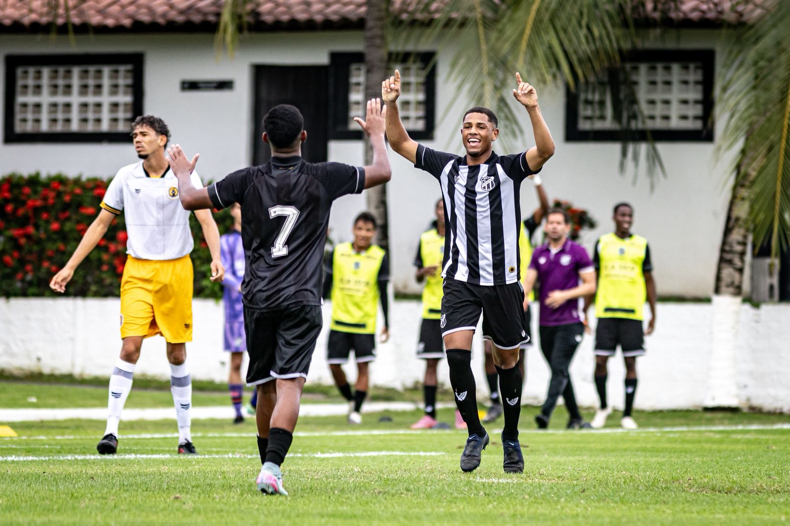 Sub-20: Estreando no Campeonato Cearense, Ceará vence Aliança por 3 a 2