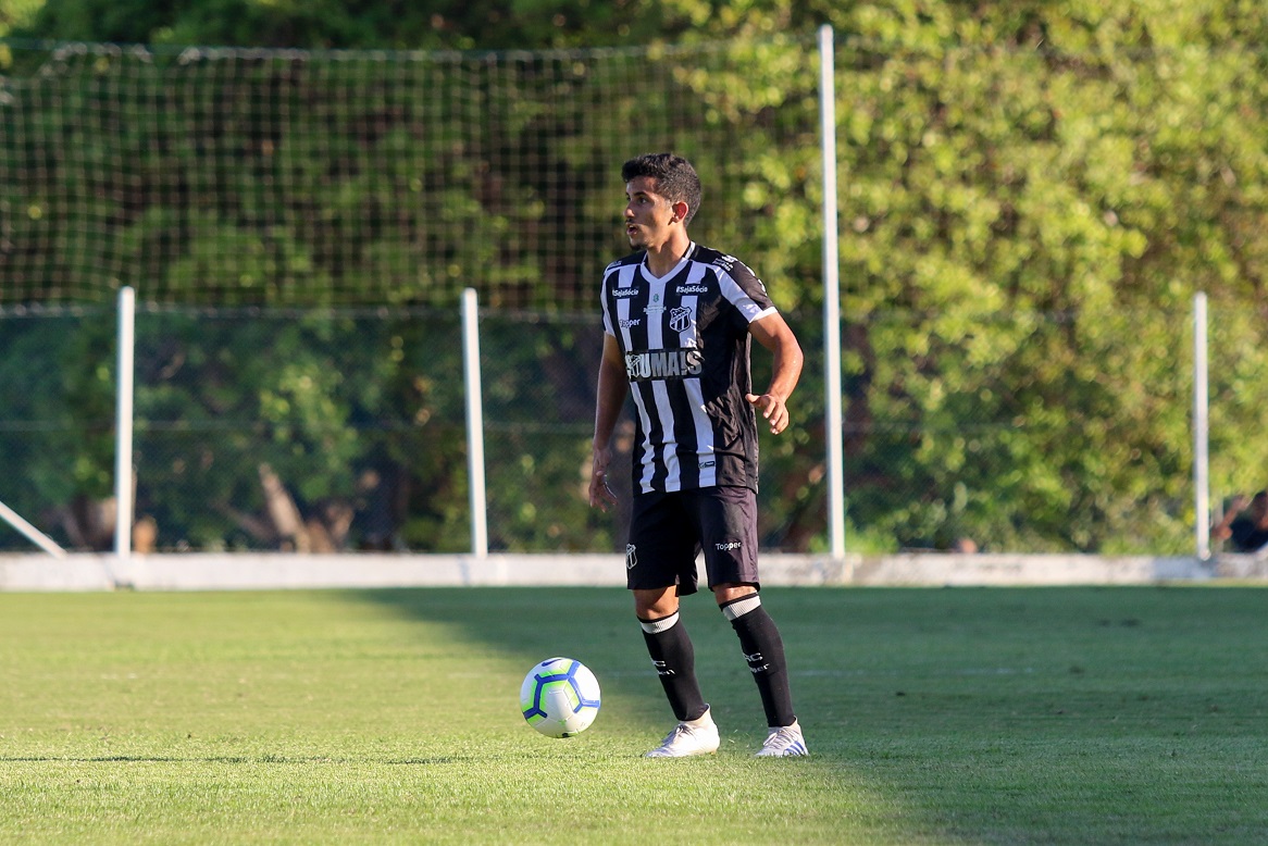 Na Cidade Vozão, Ceará recebe o Caucaia para seu terceiro jogo da Copa Uninta Sub-19