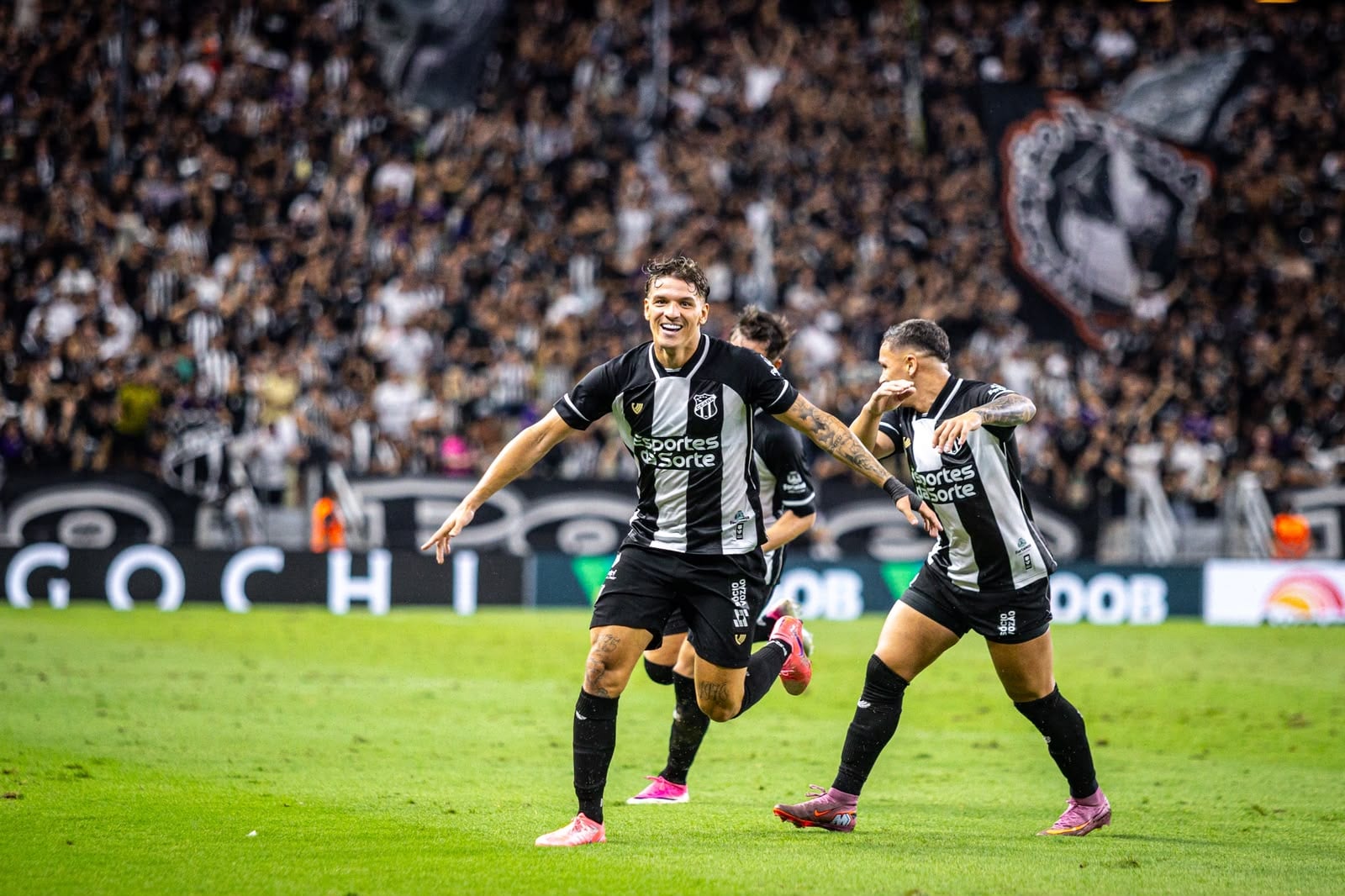Decisivo contra a Ponte Preta, Lucca celebra gol e mira mais vitórias: “Vamos para cima”