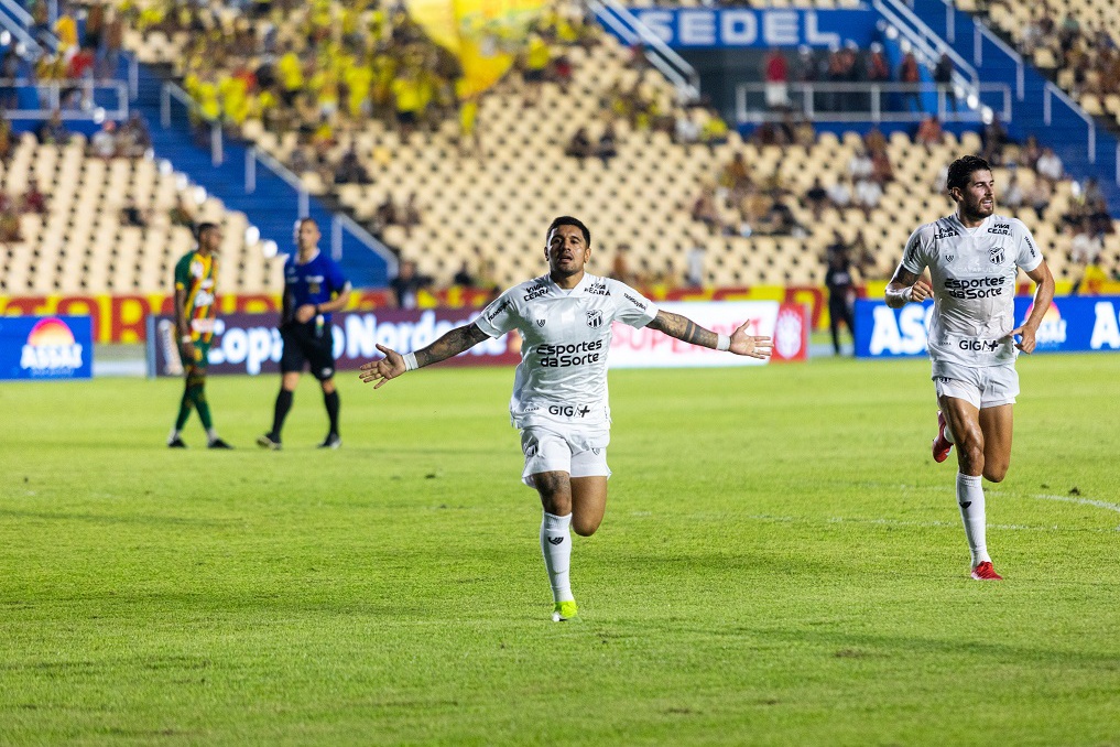 Copa do Nordeste: Fechando a fase de grupos, Ceará vence o Sampaio Corrêa por 2x1
