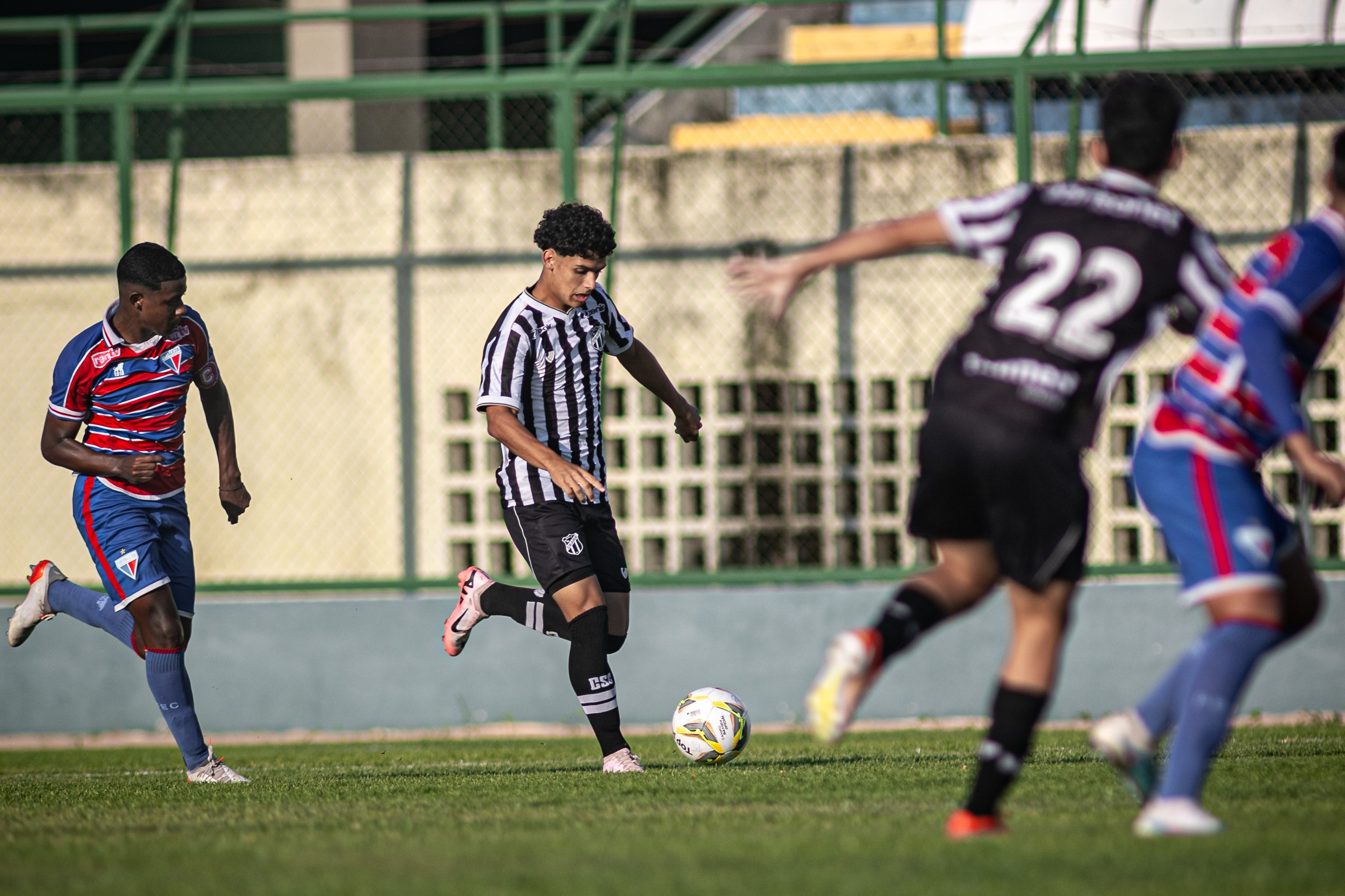 Sub-15: Clássico-Rei decidirá o título do Campeonato Cearense na temporada 2024