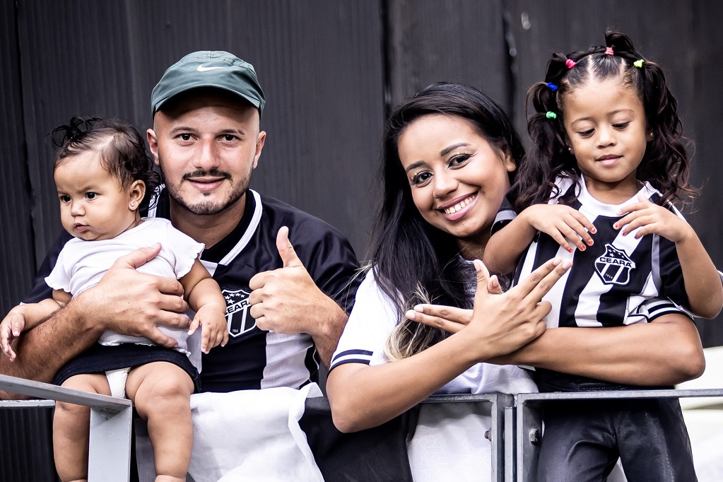 Família alvinegra: Retirada de ingressos para acompanhantes de sócios poderá ser feita na Arena Castelão