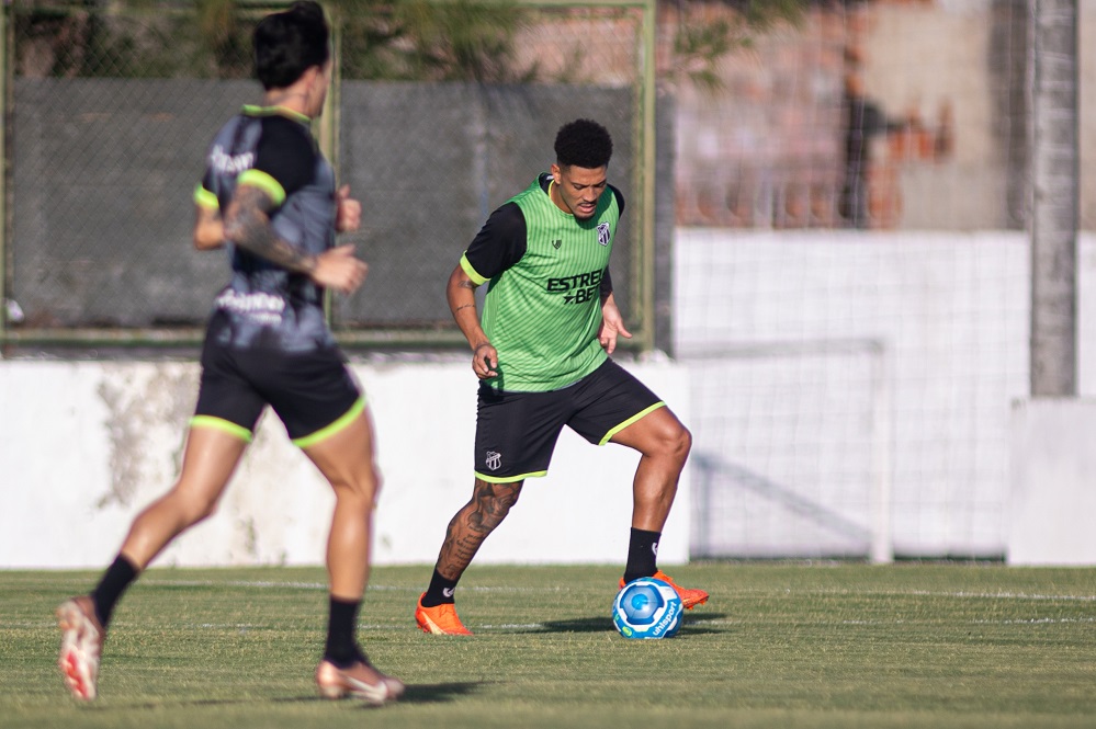 Ceará faz primeiro treino visando a partida contra o Sampaio Corrêa