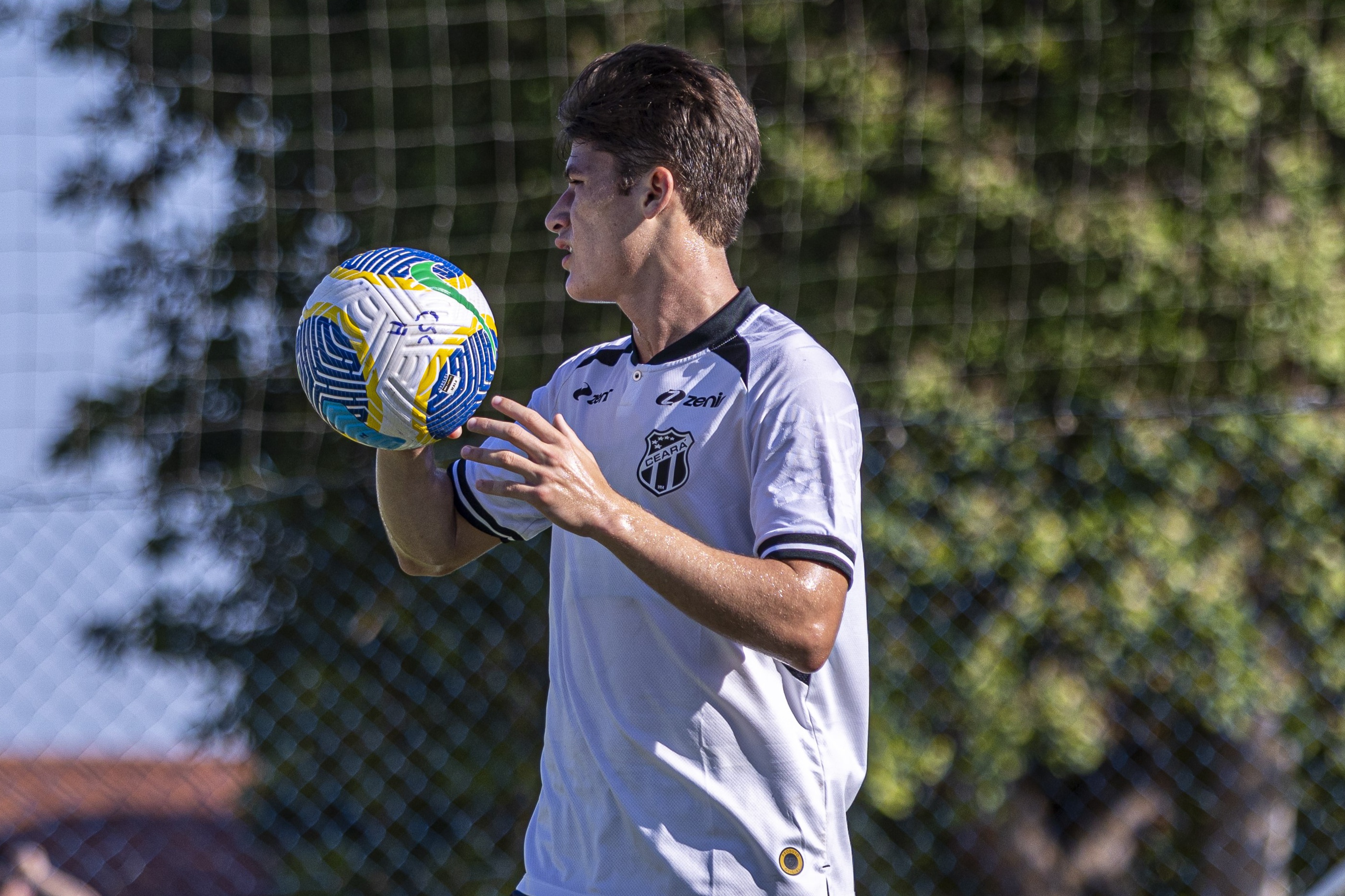 Sub-17: Ceará realiza último treino em casa antes da partida diante do Corinthians/SP pela 5ª rodada do Campeonato Brasileiro