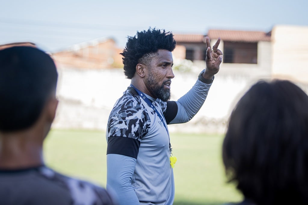 Técnico do Sub-15 do Ceará, Bruno Cortez, projeta início de carreira à beira do campo no Alvinegro de Porangabuçu