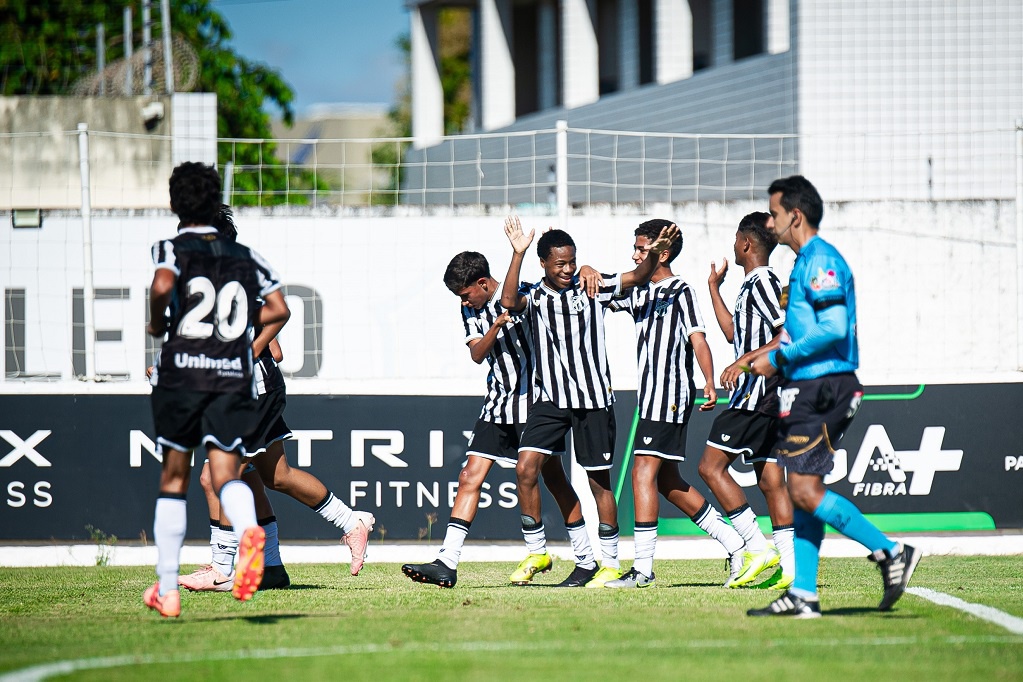 Sub-13: Ceará vence o Semear por 2 a 0 e avança para a decisão da Copa Seromo