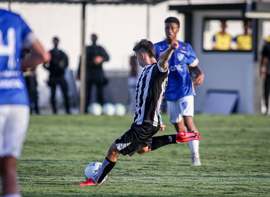 Sub-17: Ceará goleia o Rio Branco pelo estadual
