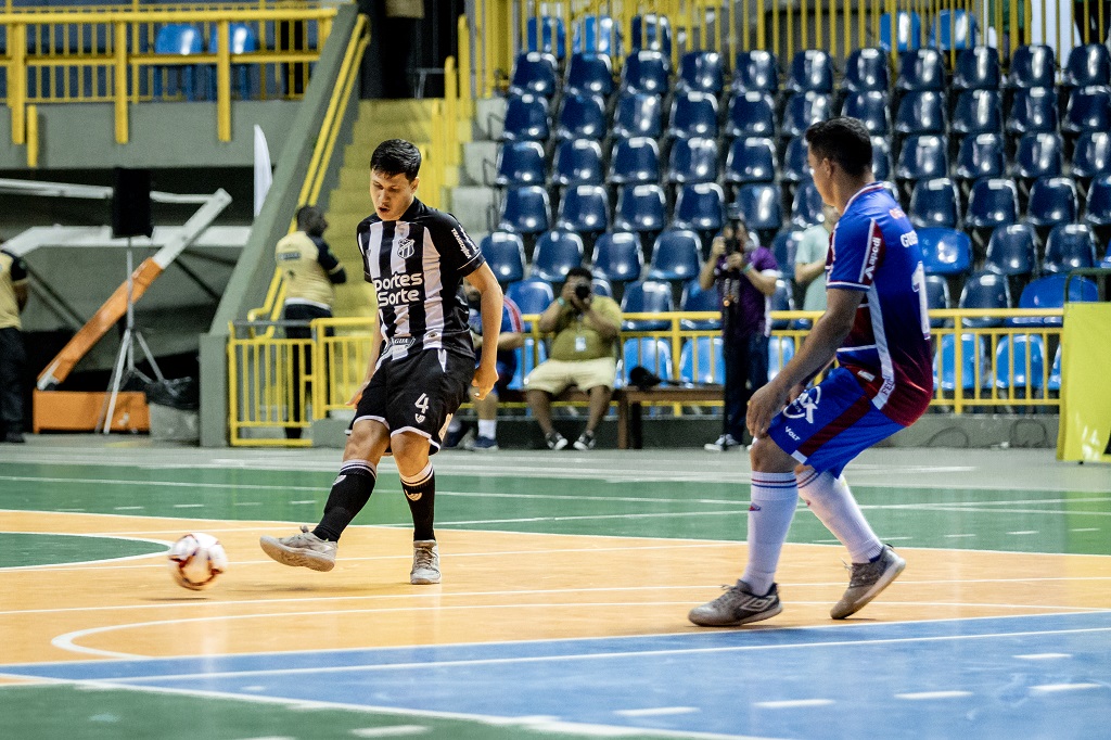 Futsal: No Paulo Sarasate, Ceará encara Clássico-Rei pelo Campeonato Cearense