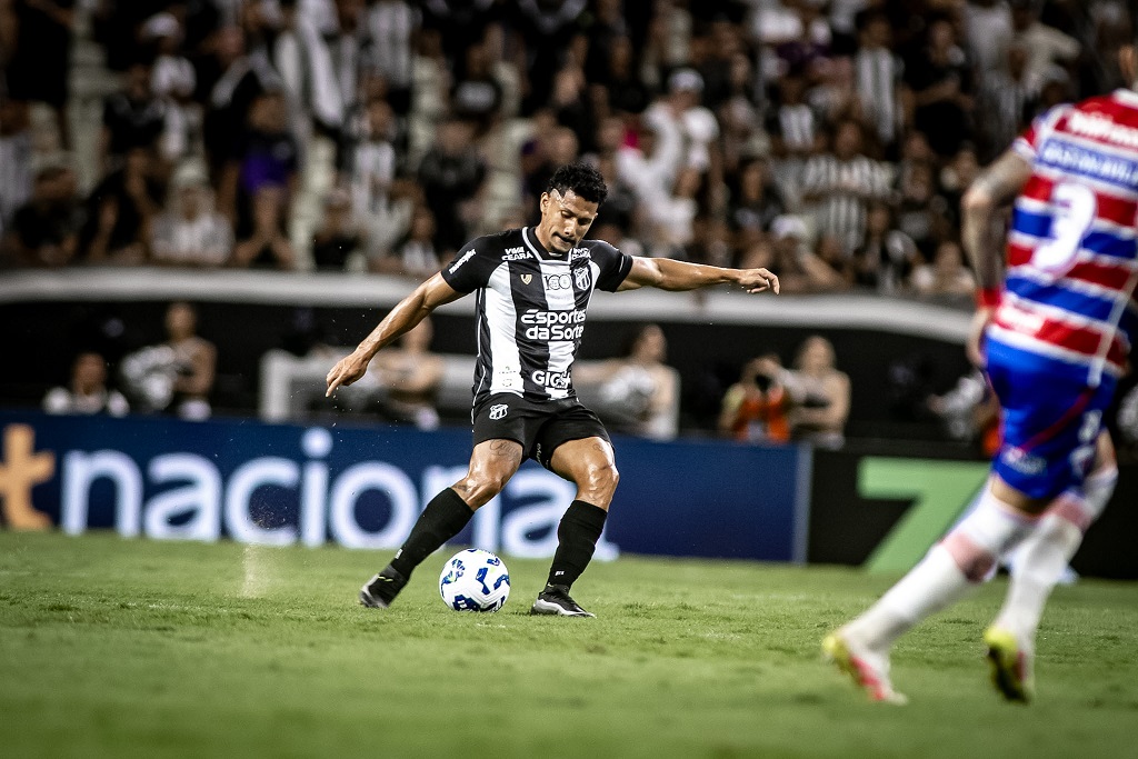 Camp. Brasileiro: Clássico-Rei do Brasileirão será transmitido de forma exclusiva pelo Premiere