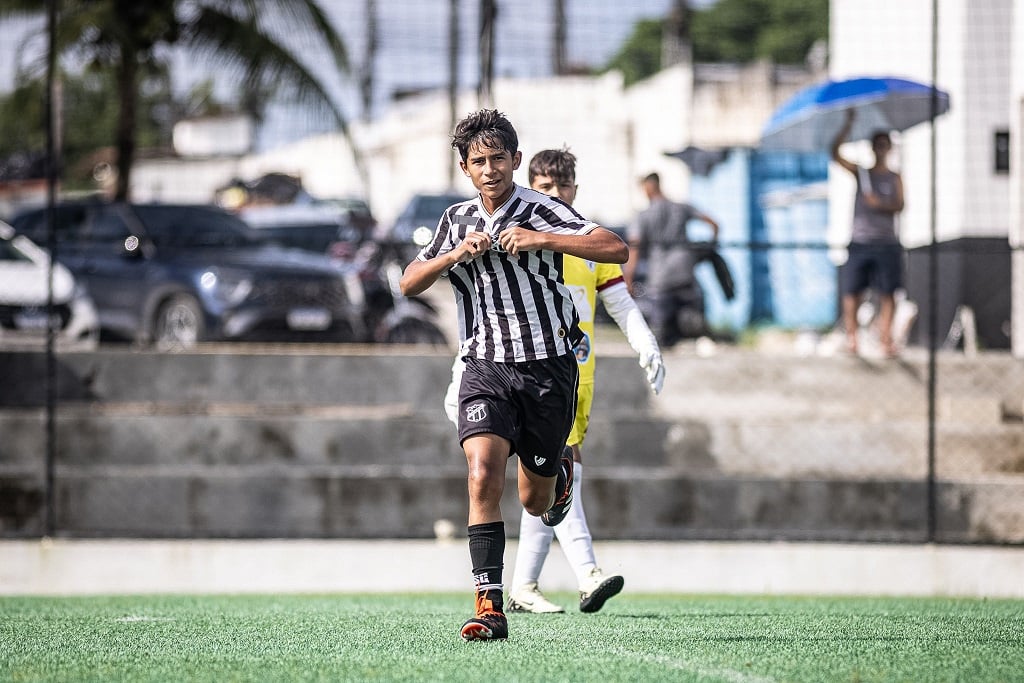 Elenco Sub-13 do Ceará estreia na Copa Seromo com goleada por 5x0 contra Calouros do Ar