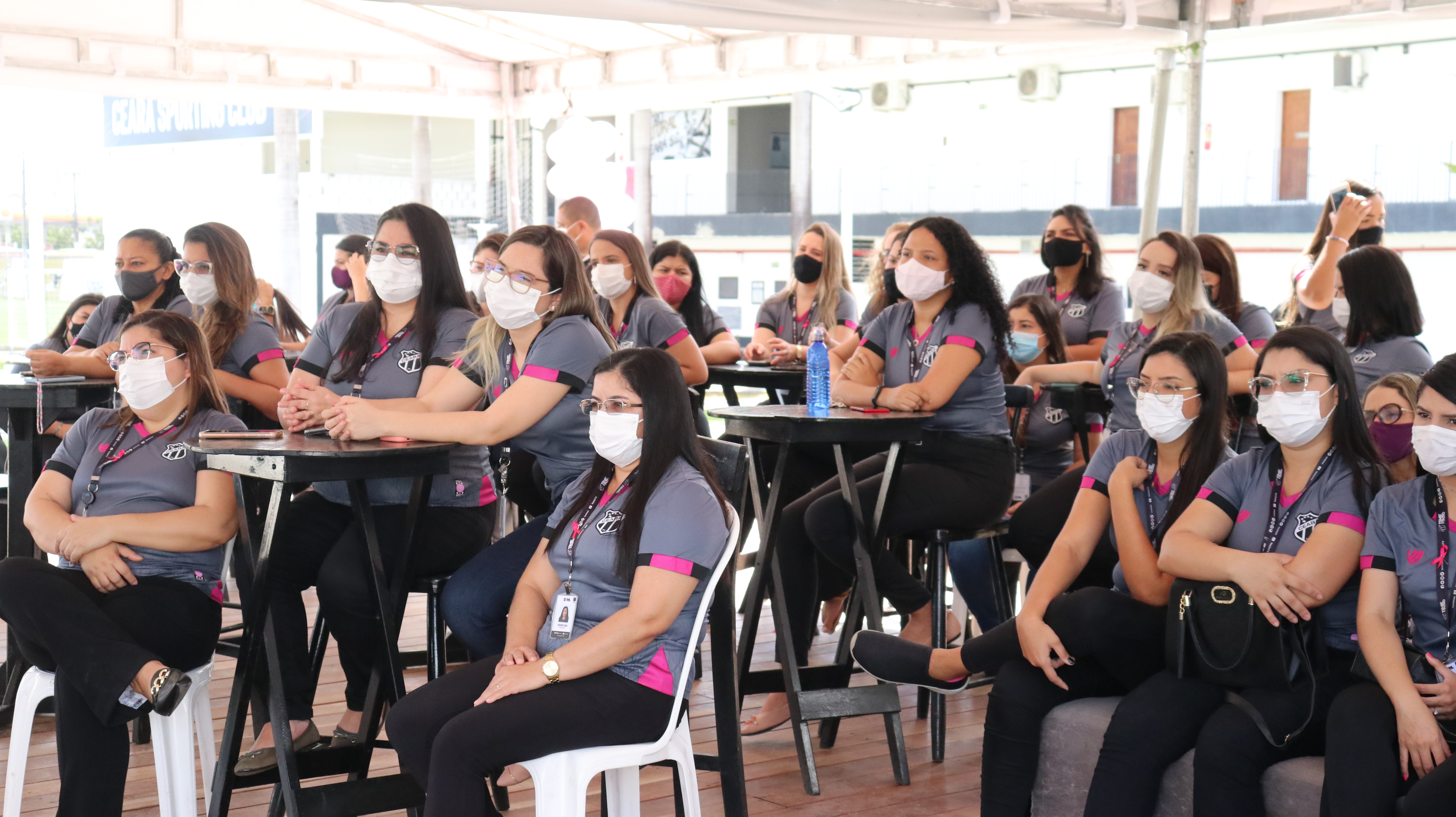 Outubro Rosa: Ceará realiza momento de conscientização com funcionárias do clube