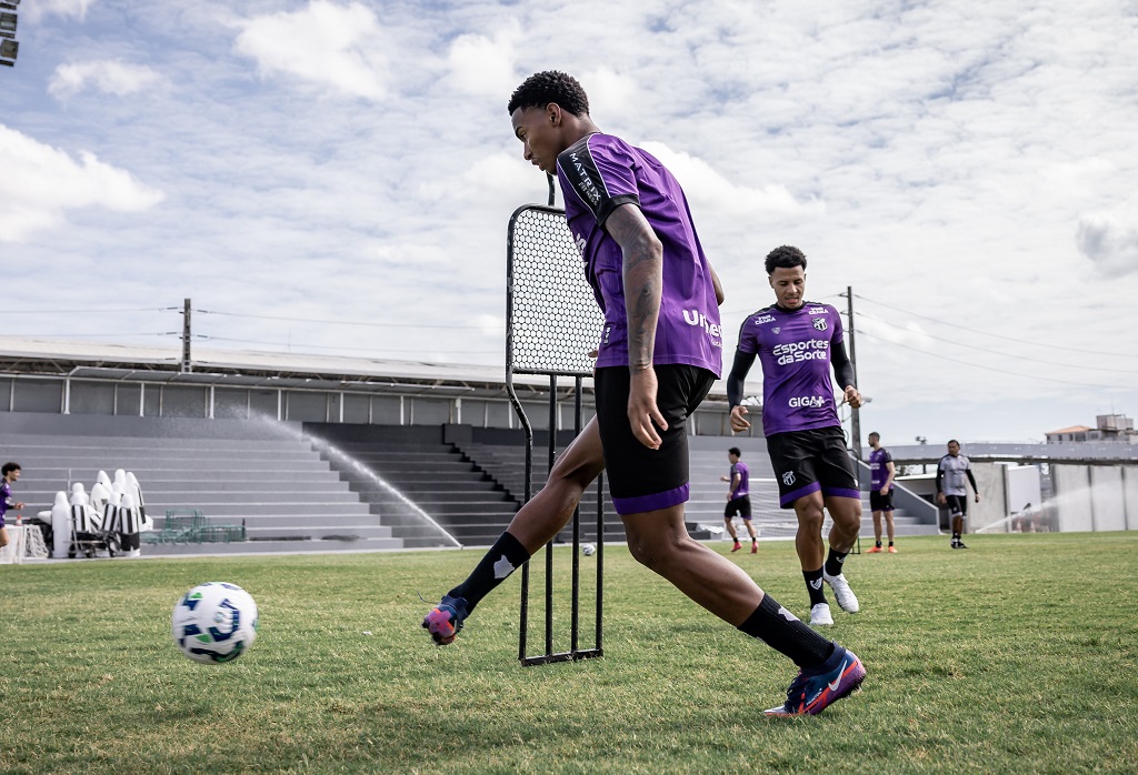 Ceará se reapresenta e foca atenções na semifinal da Copa do Nordeste, diante do Bahia