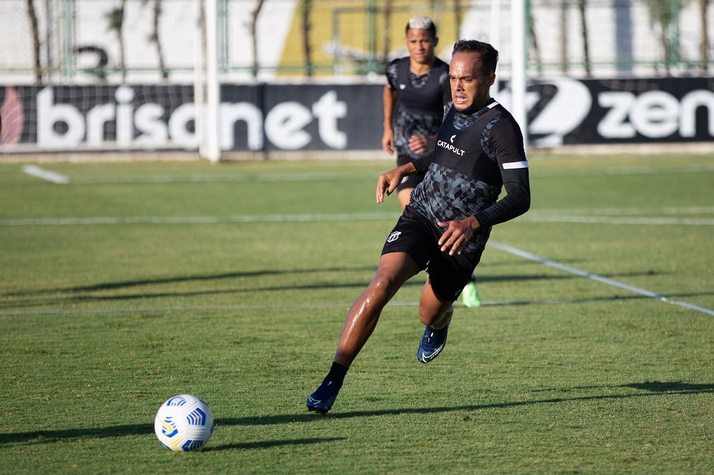 No CT de Porangabuçu, elenco alvinegro tem mais uma tarde de treinamentos