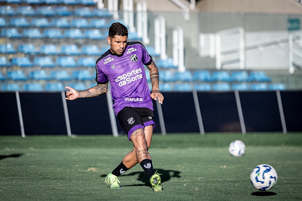 No PV, elenco alvinegro realiza penúltimo trabalho para duelo com o RB Bragantino