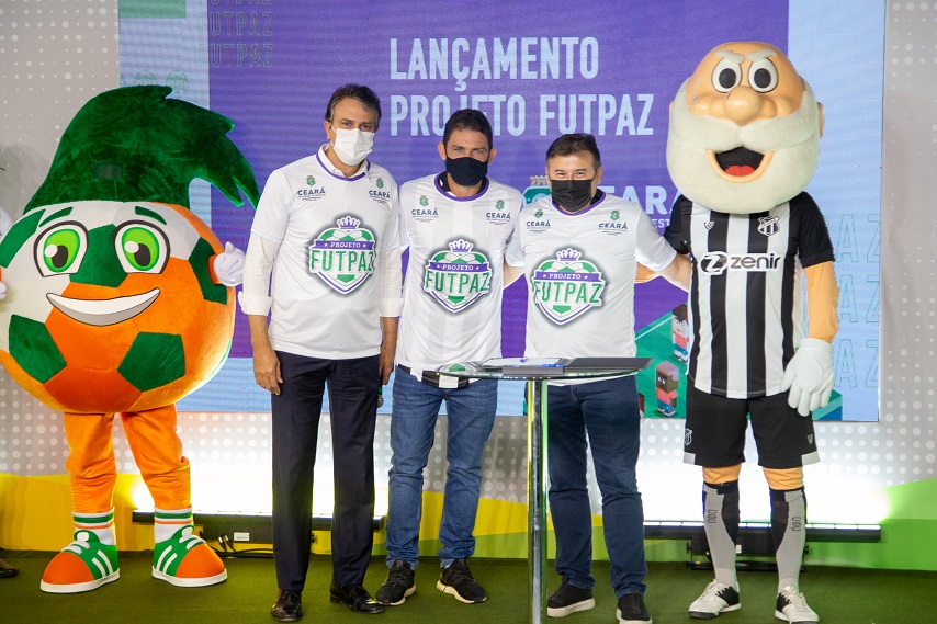 Em solenidade no Palácio da Abolição, Ceará participa do lançamento do Projeto Futpaz