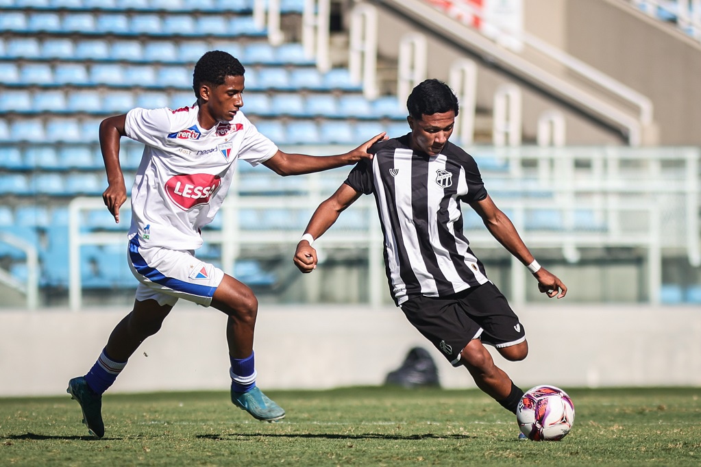 Sub-15: Kayck Pará e Ravi marcam e Ceará vence o Fortaleza por 2 a 1 pelo Campeonato Cearense