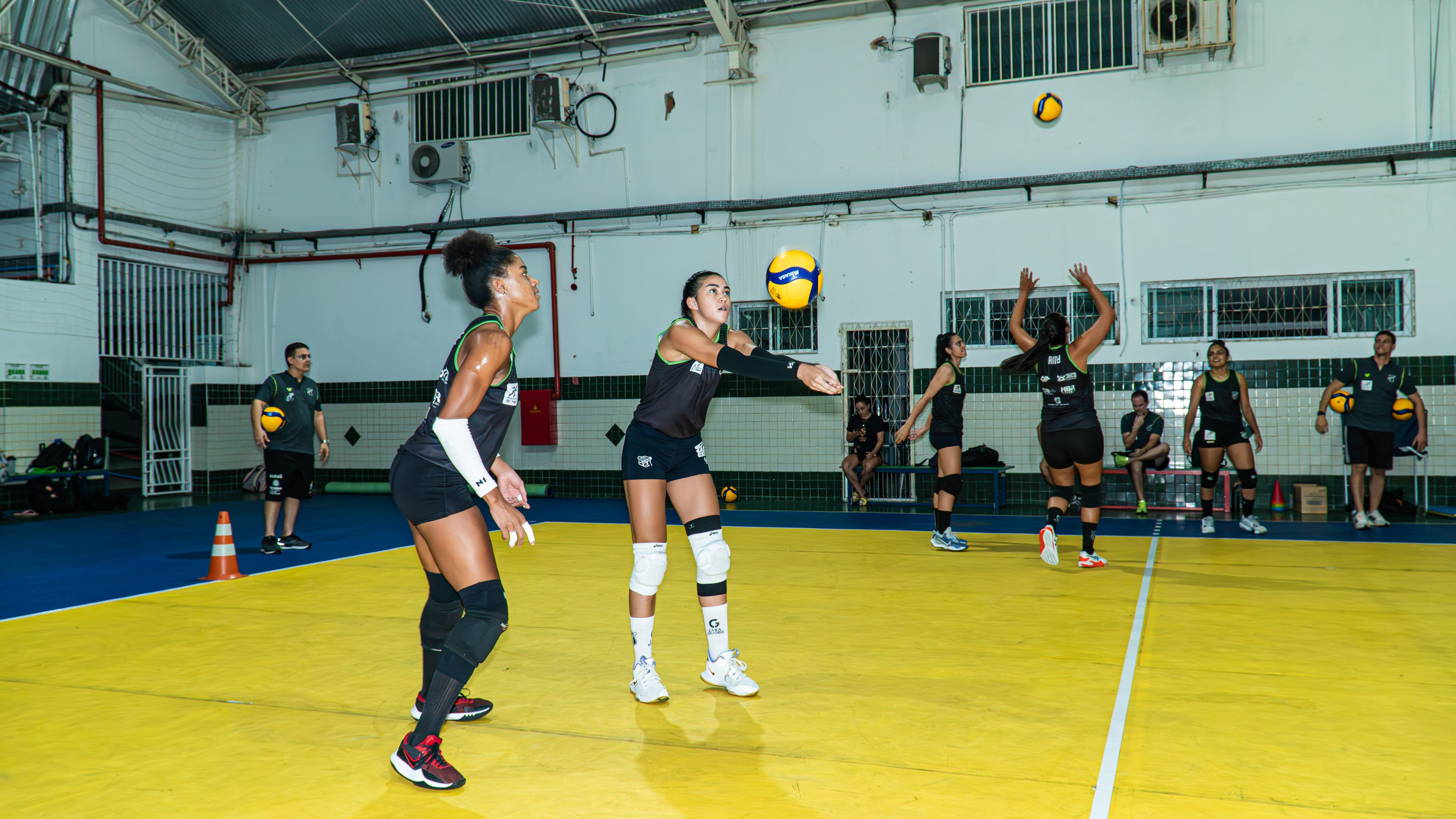 Vôlei: Ceará realiza penúltimo treino antes de enfrentar Recife pela 2ª rodada da Superliga B