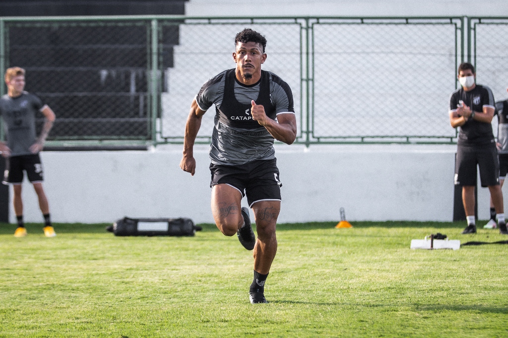 Na véspera da partida com o Goiás, Sobral afirma: “Vamos entrar sabendo que não vai ser um jogo fácil, muito pelo contrário”