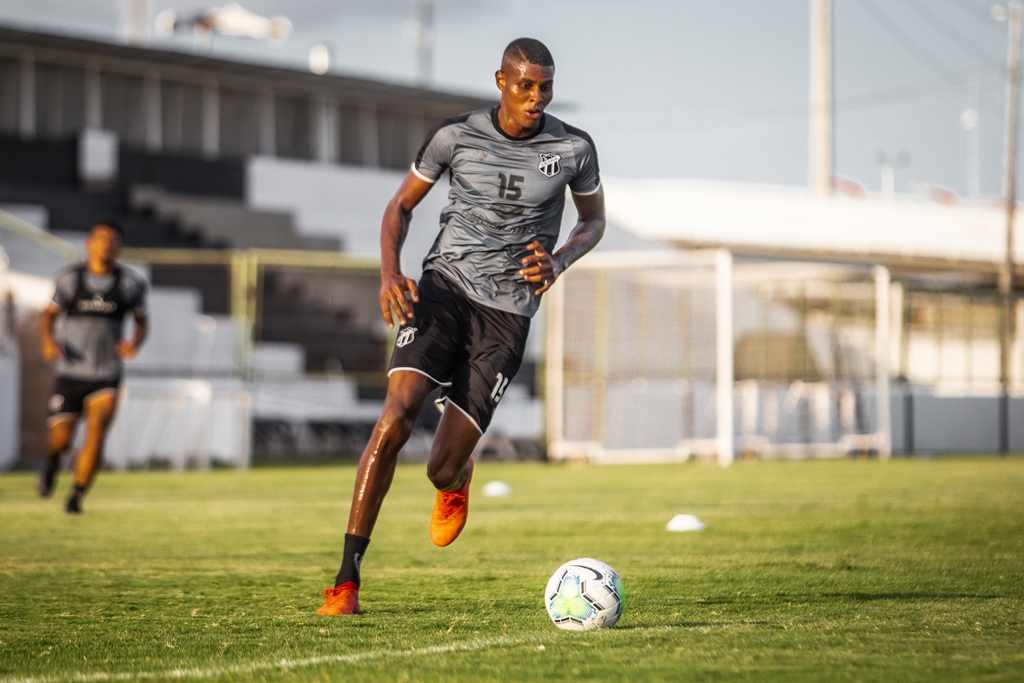 Em Porangabuçu, elenco realiza penúltimo treinamento antes de partida diante do RB Bragantino