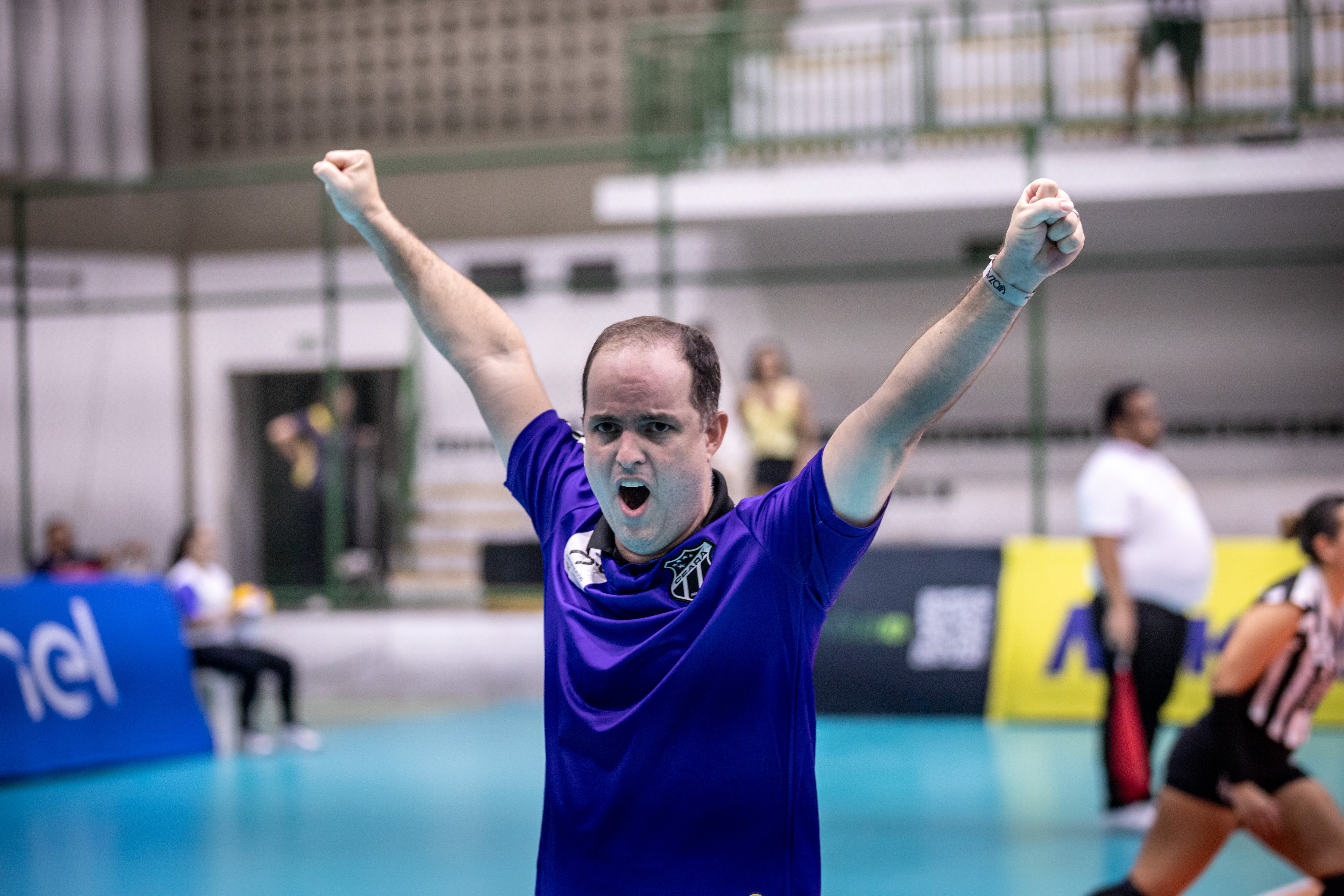 Técnico do Time do Povo, Raphael Dantas é eleito Melhor Técnico Esportivo de Voleibol pelo Prêmio Esporte Ceará