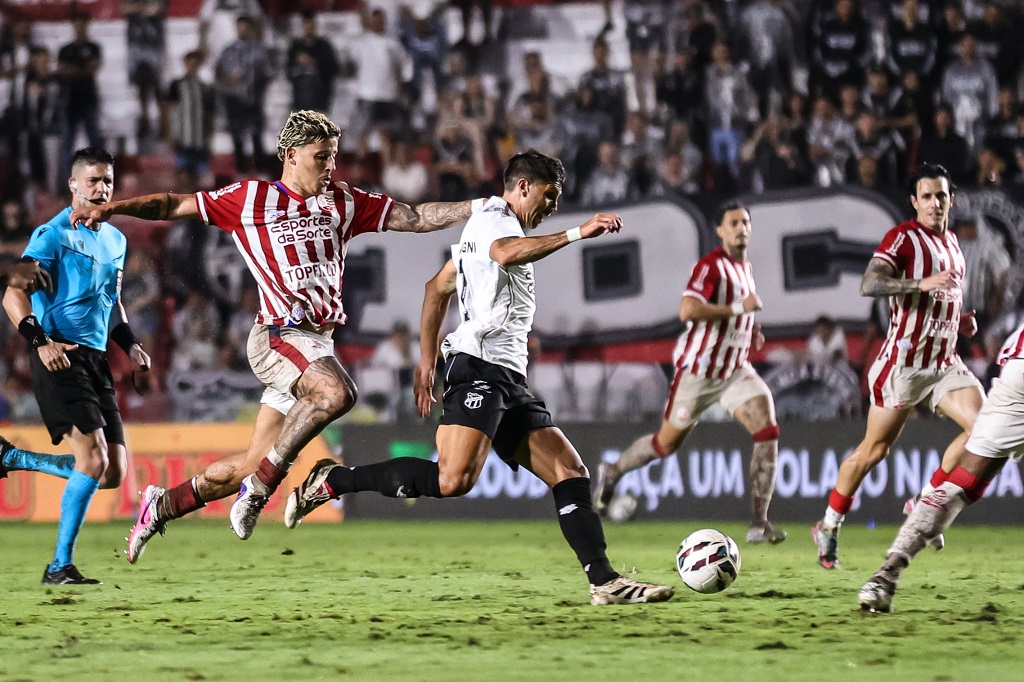 Camp. Brasileiro: Em Recife, Ceará sofre revés de 1 x 0 para o Náutico