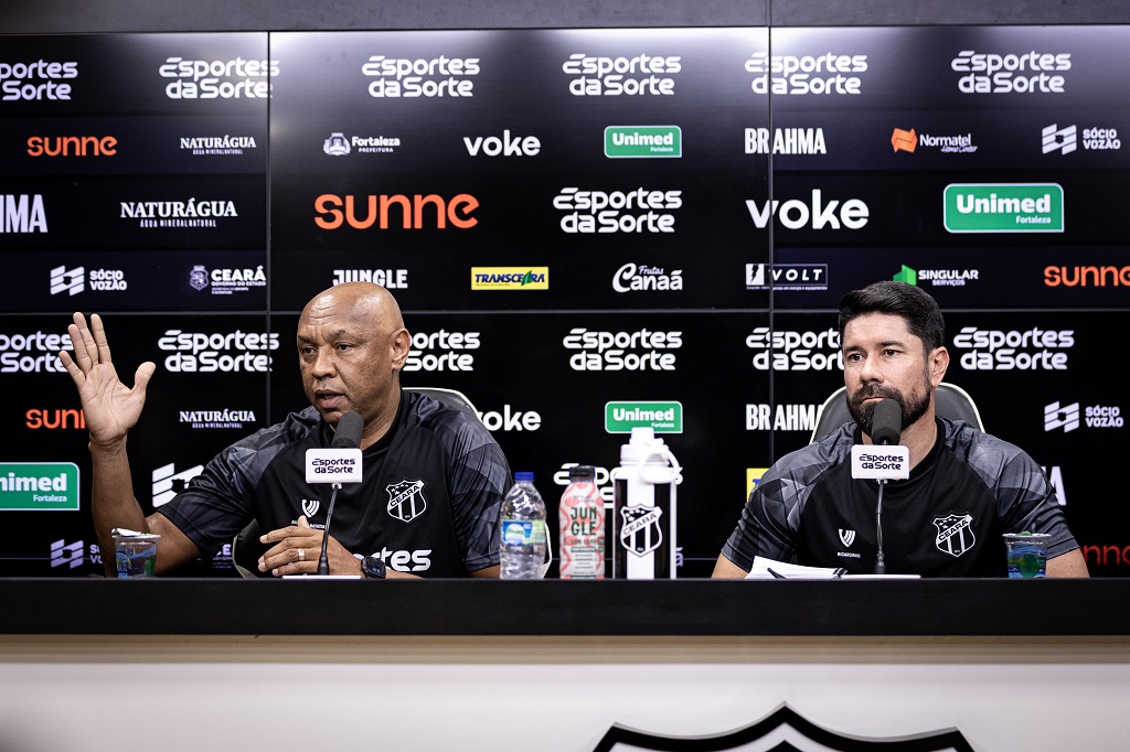 Ricardinho e Anderson Batatais concedem entrevista coletiva em Porangabuçu
