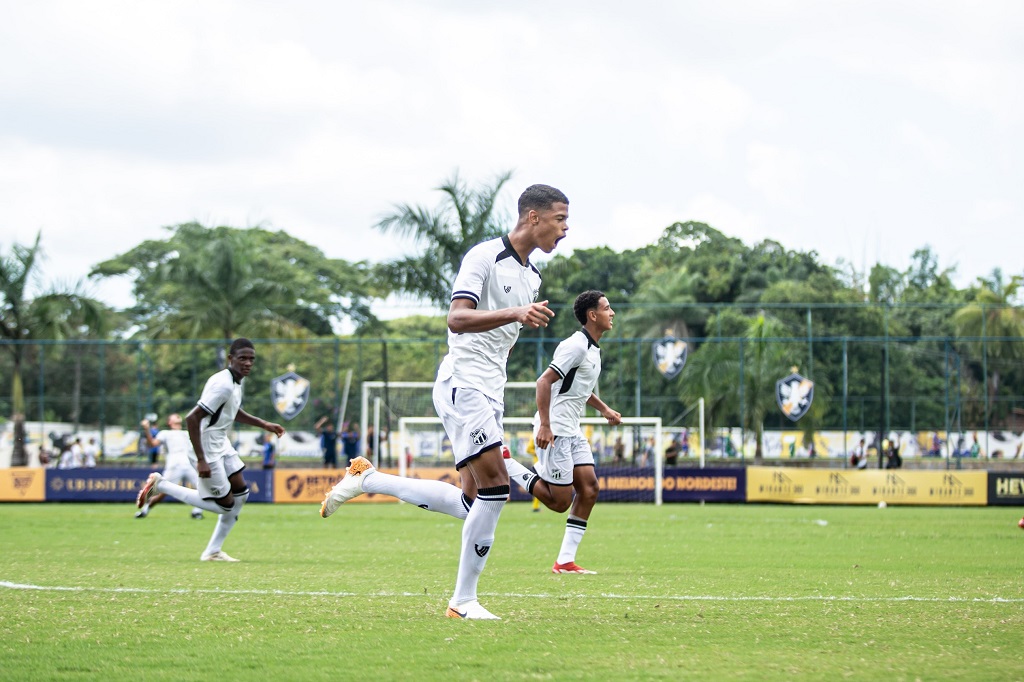 Sub-16: Ceará derrota Vitória por 2 x 1 pela rodada de abertura da Copa Nordestinho