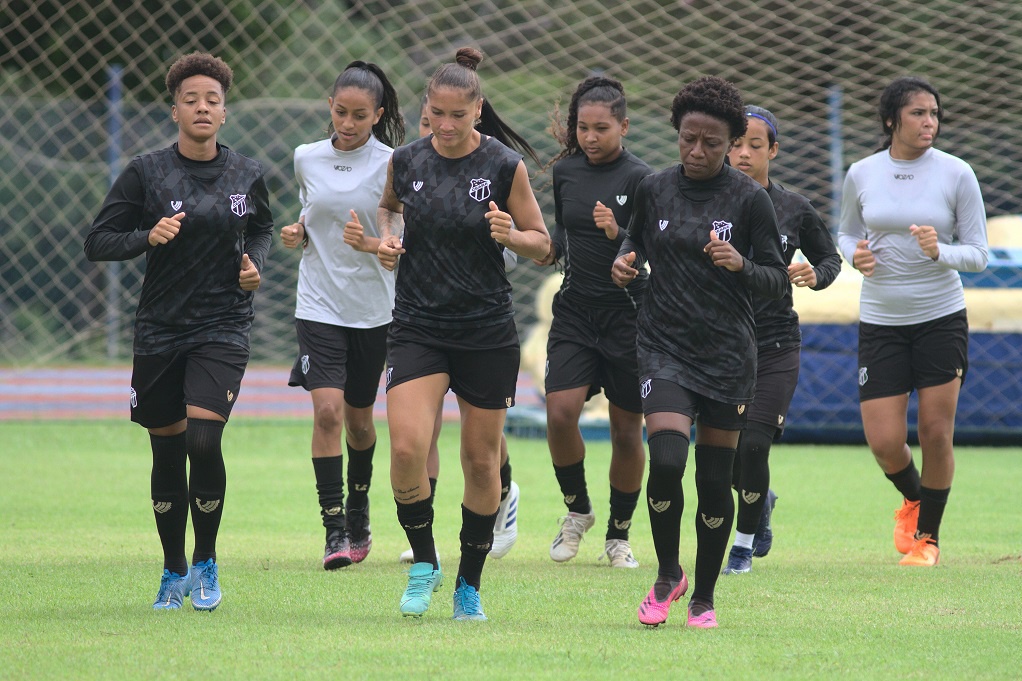 Com campeonato previsto para o mês de maio, Meninas do Vozão aprimoram parte física nesta quarta-feira, 20