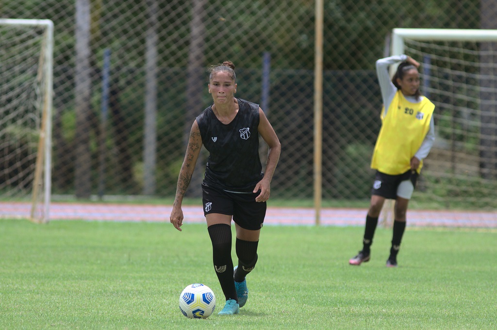 Fut. Feminino: Perto de iniciar sua quinta temporada no Vozão, Juh Morais avalia pré-temporada e projeta o ano de competições