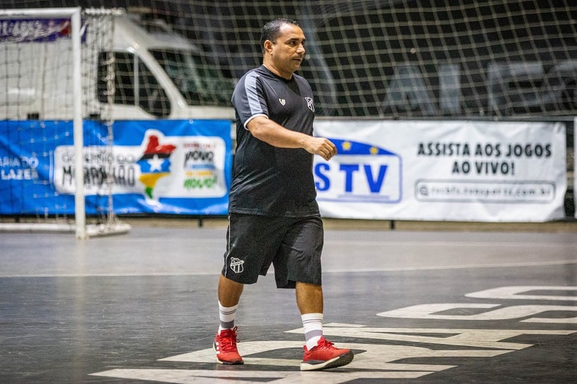 Futsal: Treinador Deividy Hadson enfatiza o controle emocional de seu time: “A gente teve cabeça e acreditou até o final”