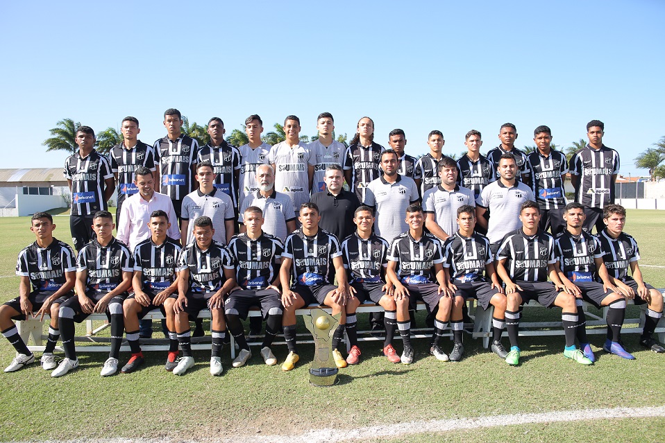 Sub-17: Elenco alvinegro realiza últimos treinos visando confronto contra o Athletico Paranaense