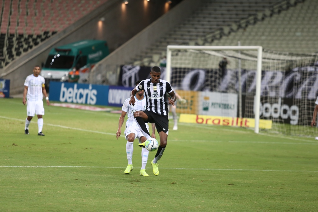 Artilheiro: Cléber chega ao seu quarto gol em sete jogos pelo Vozão