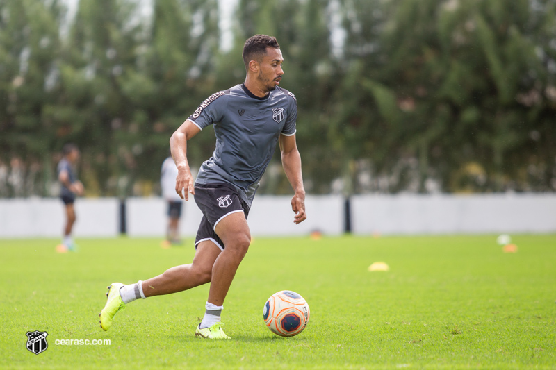 De olho no Atlético/MG, elenco se reapresenta no CT de Porangabuçu