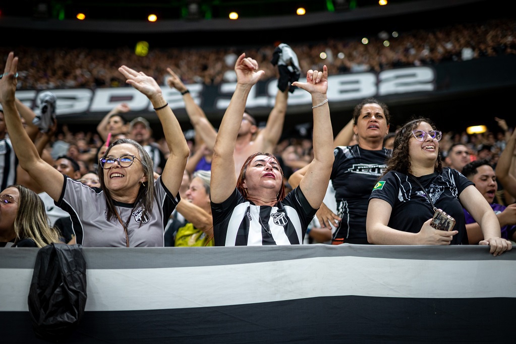 Camp. Brasileiro: Com 30 mil alvinegros confirmados, venda de ingressos para duelo diante do Internacional segue acontecendo