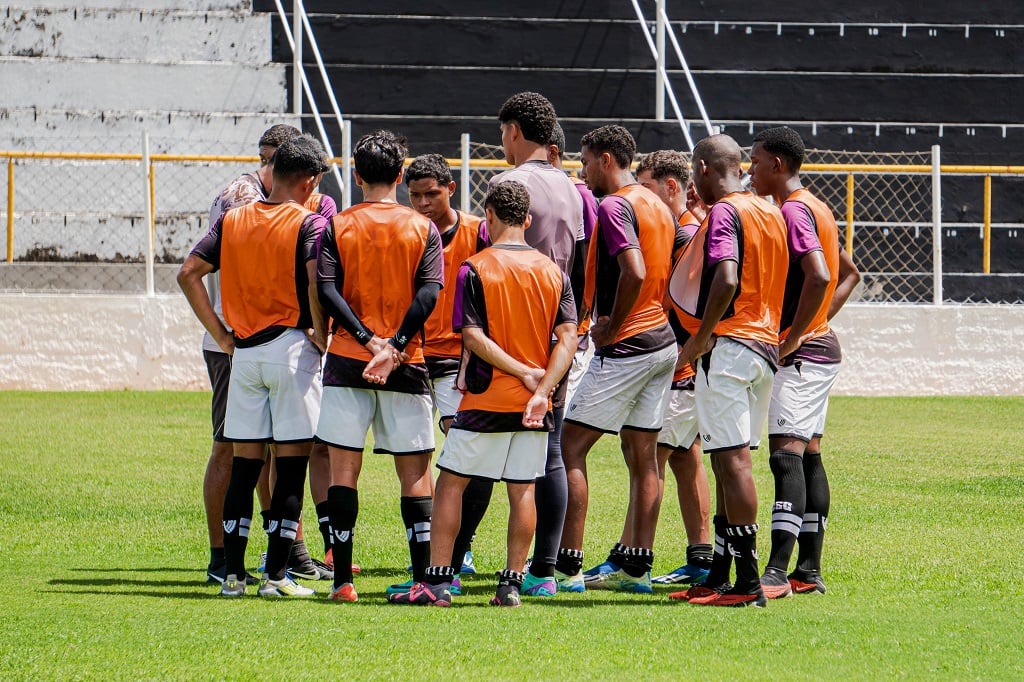 Elencos Sub-17 e Sub-20 do Ceará realizam mais um treinamento antes de encarar o Tirol pelo Estadual